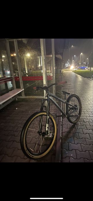 Dartmoor dirt 26 player na foxach