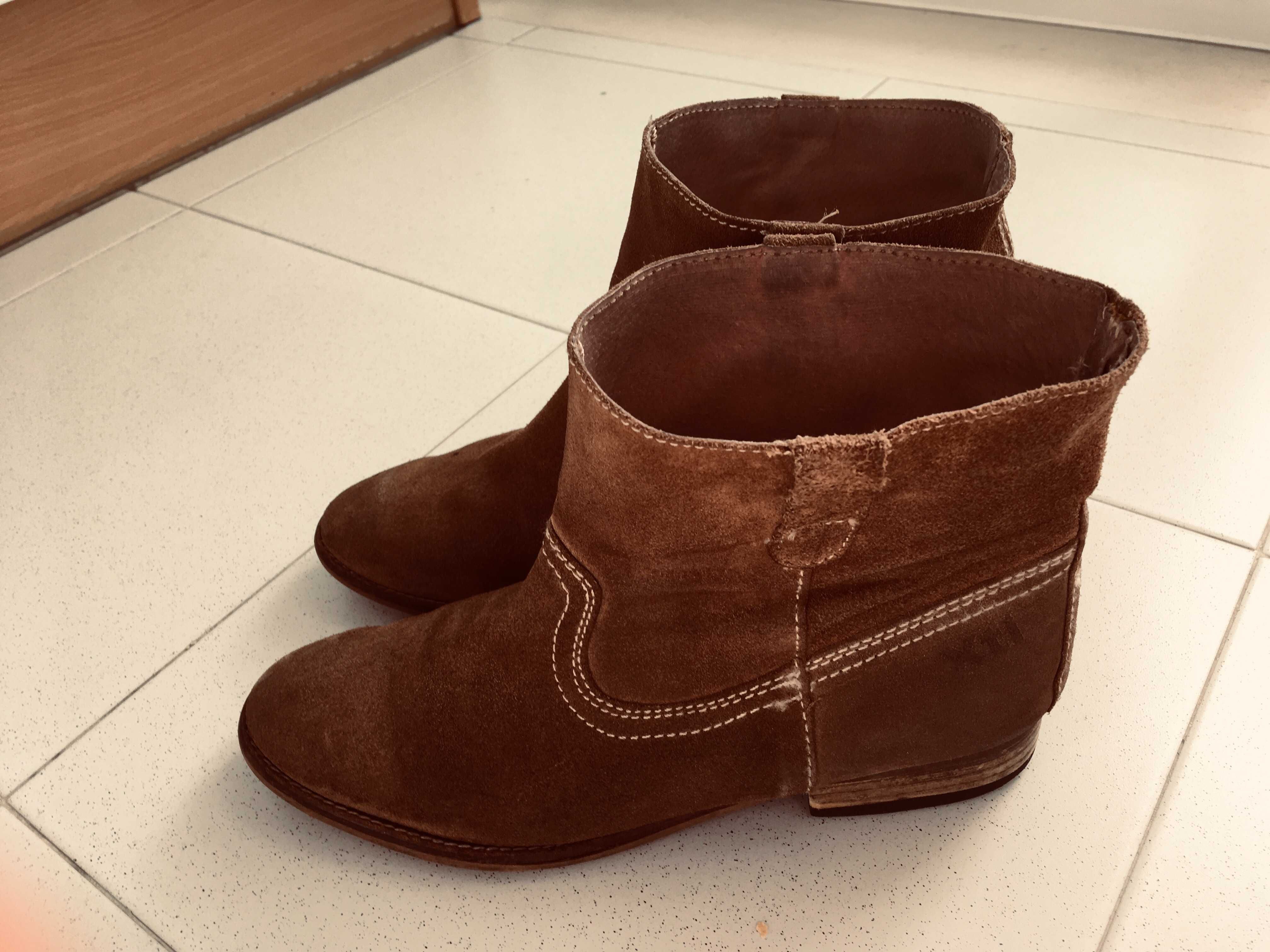 Botas Senhora em pele (Botim curto)