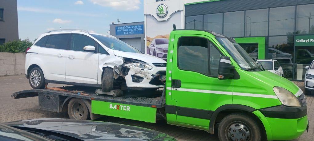 Pomoc drogowa Laweta Autoholowanie 24/7