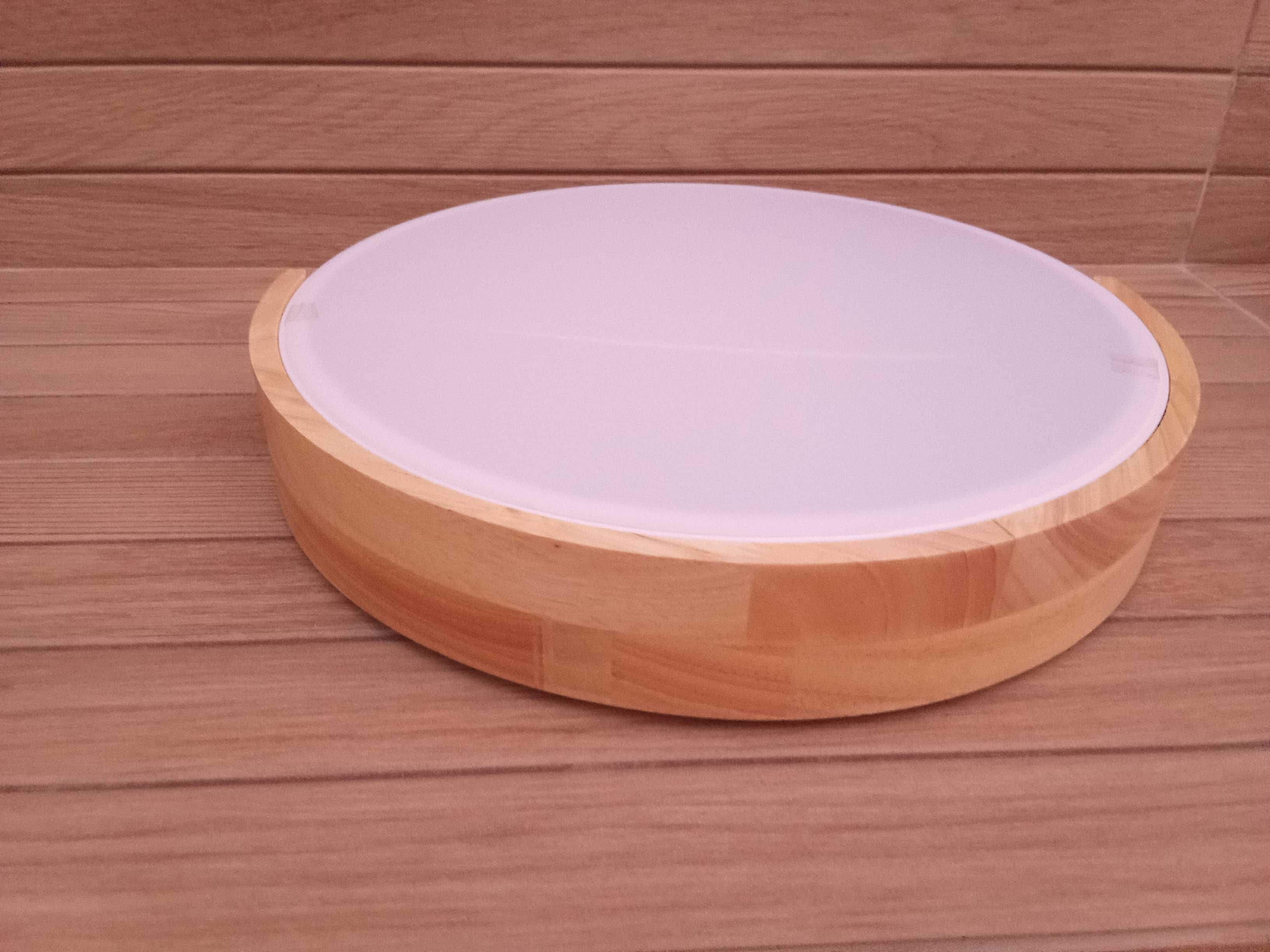 Candeeiro de teto led com regulador de luz (Pequeno defeito)