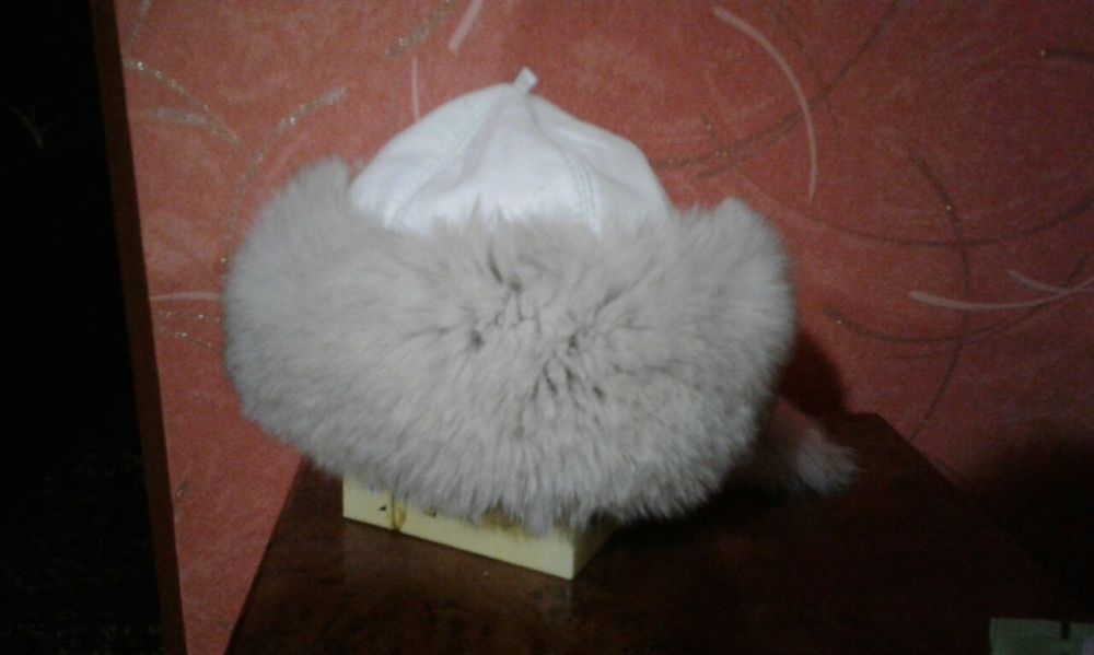 Шапка зимова з песця, верх кожа