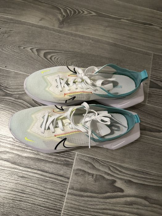 кроссовки nike 39-40 размер