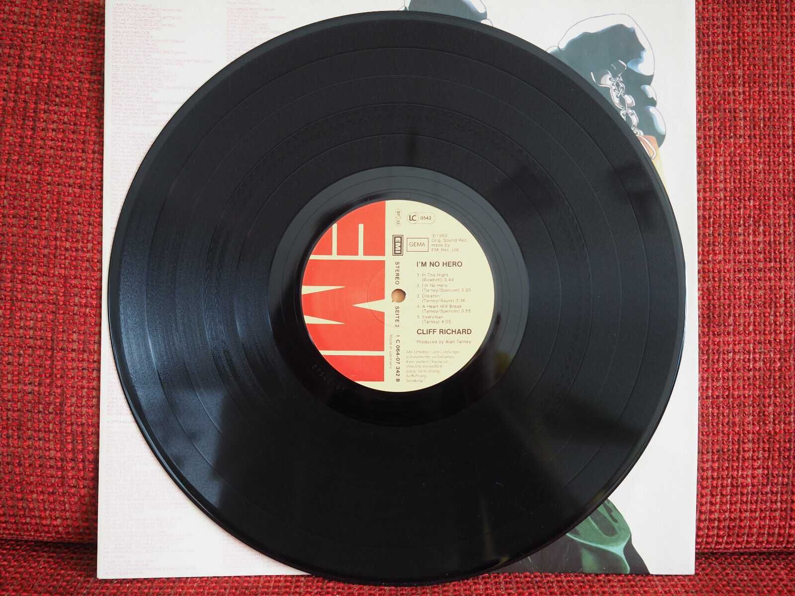 винил -  Cliff Richard - I´m No Hero -  vinyl EMI
