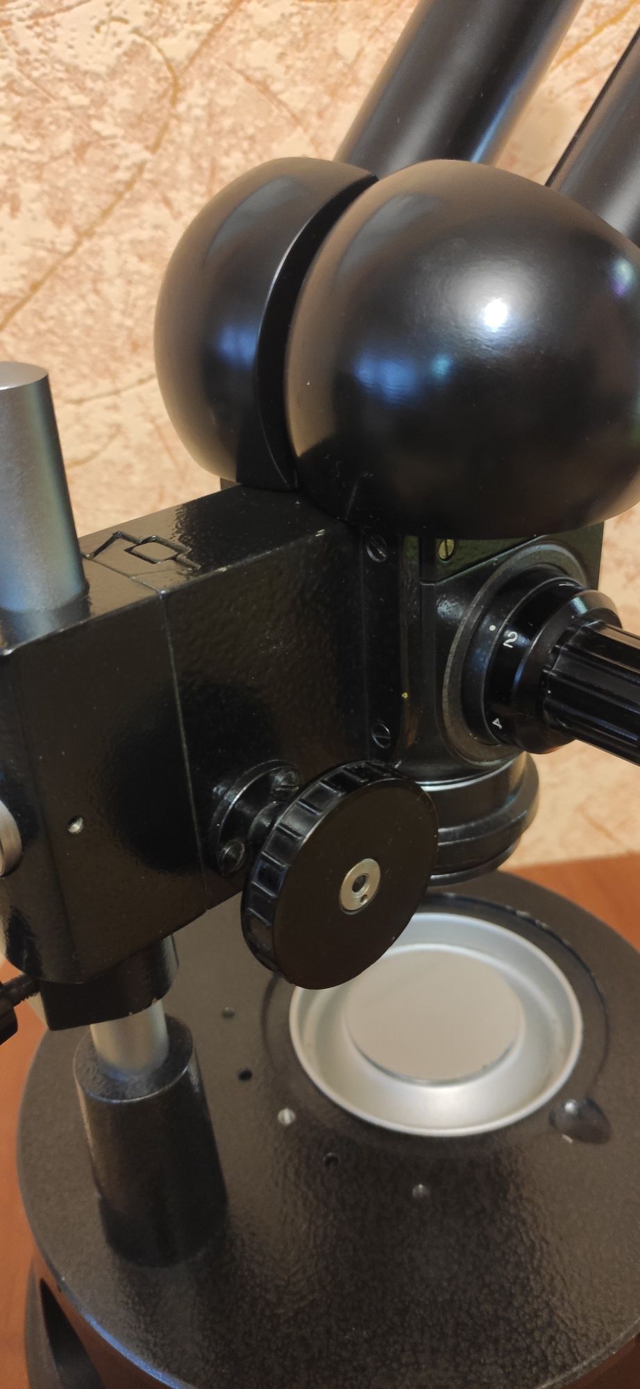 МБС-2 микроскоп стереоскопический идеальный.