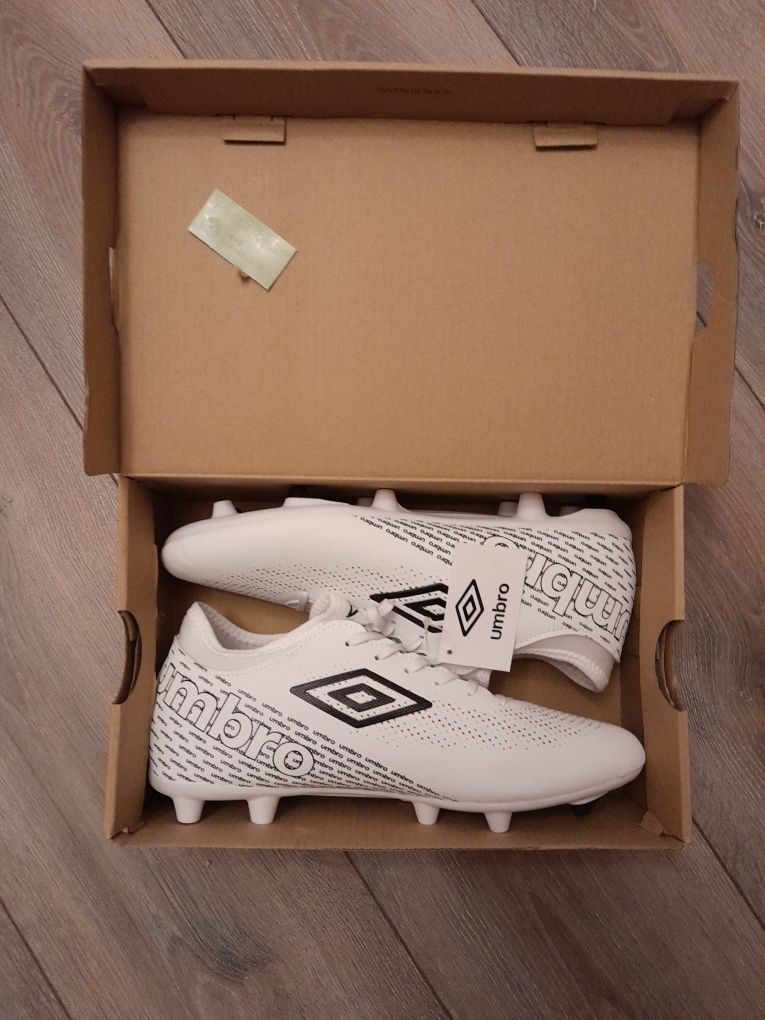 Бутси Umbro Aurora League FG