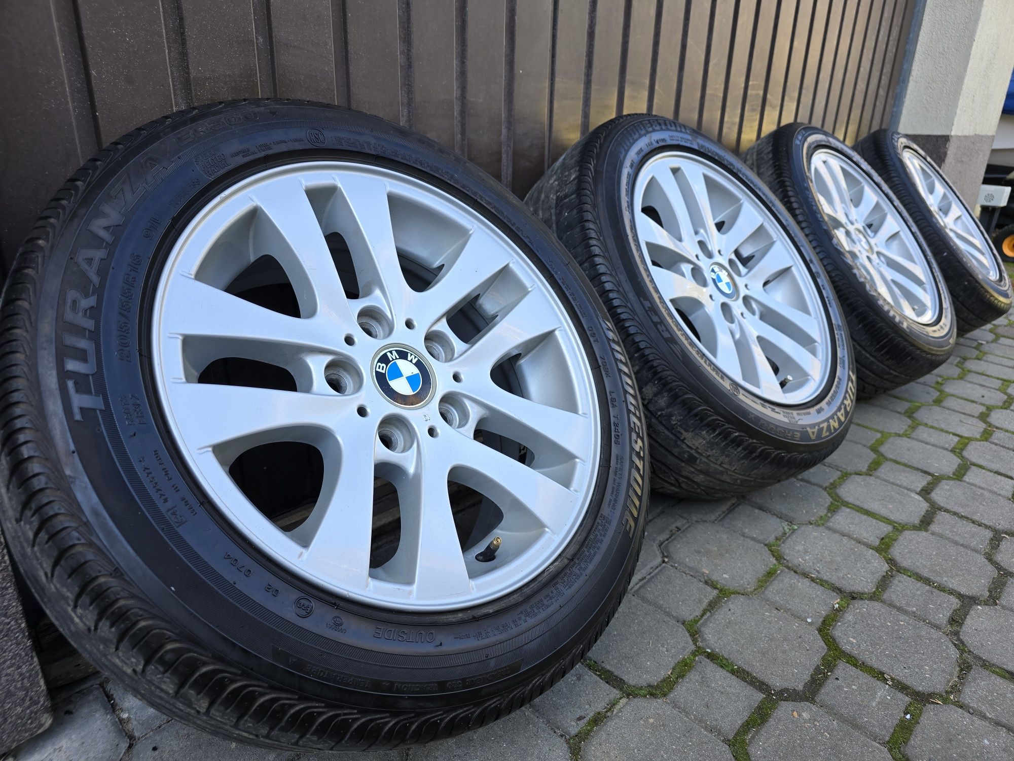 Felgi z oponami 205/55R16 BMW 3 E90 5x120 E91 1 E87 E82 E46 E36 E46