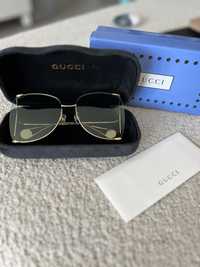 Okulary przeciwsłoneczne Gucci z etui