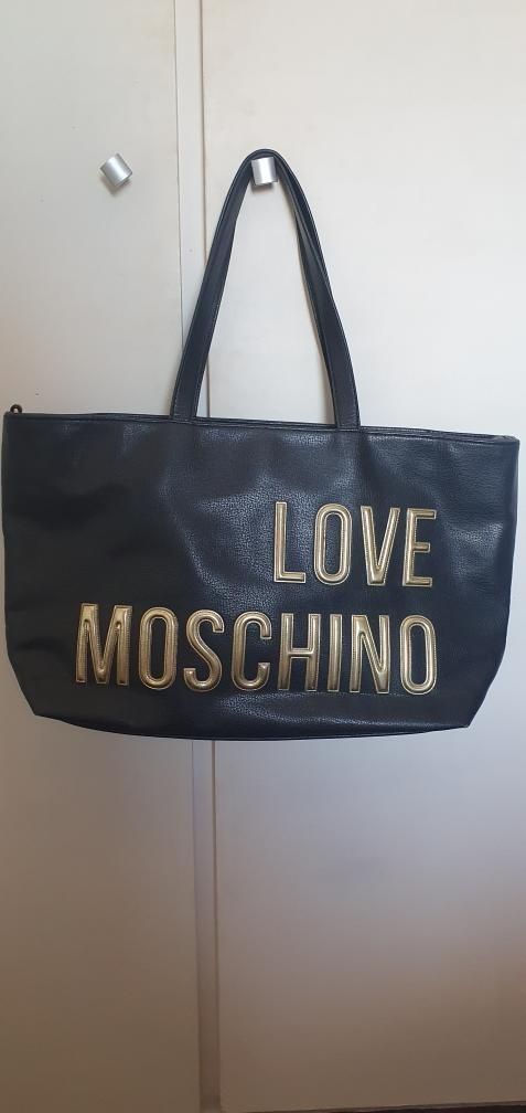 Mala/bolsa preta Love Mochino