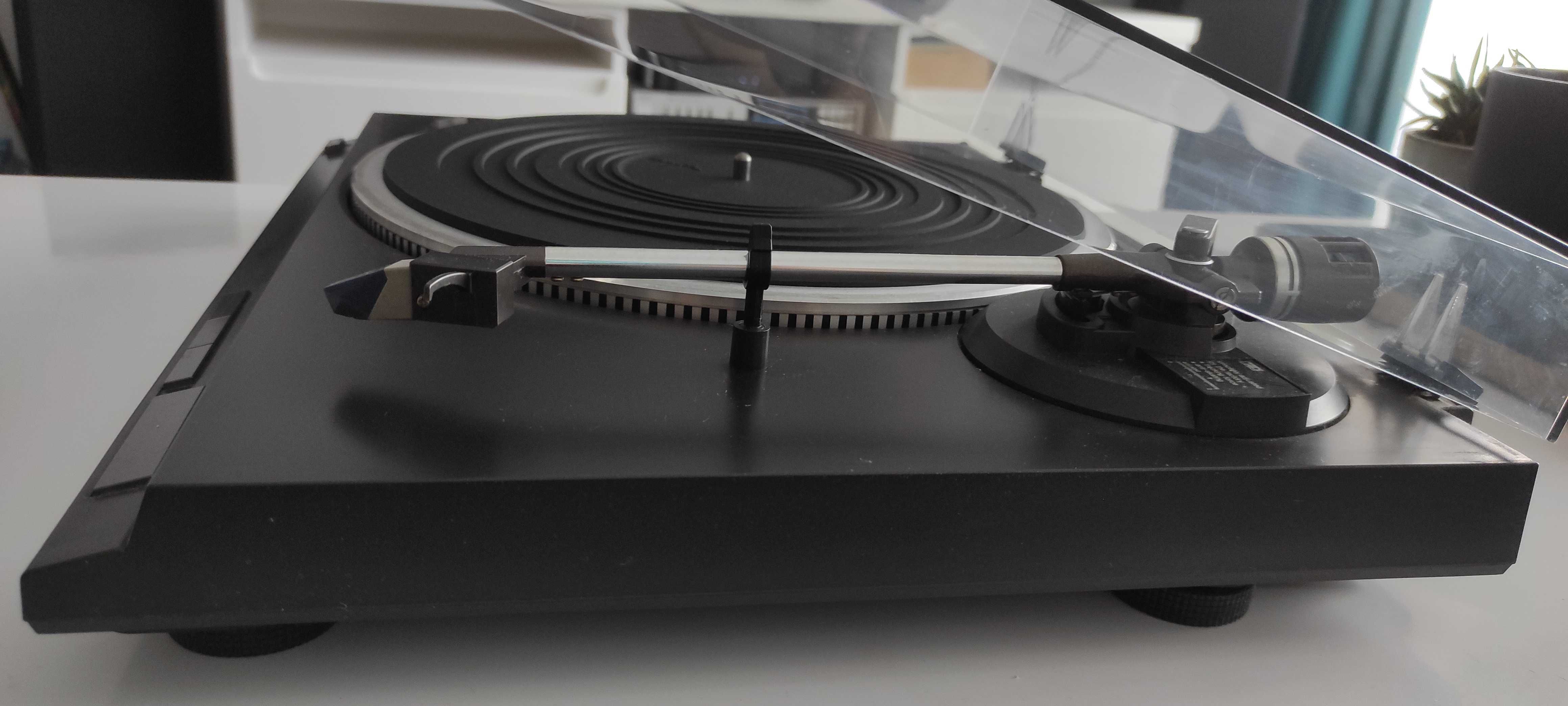 Gramofon Technics SL-QD22