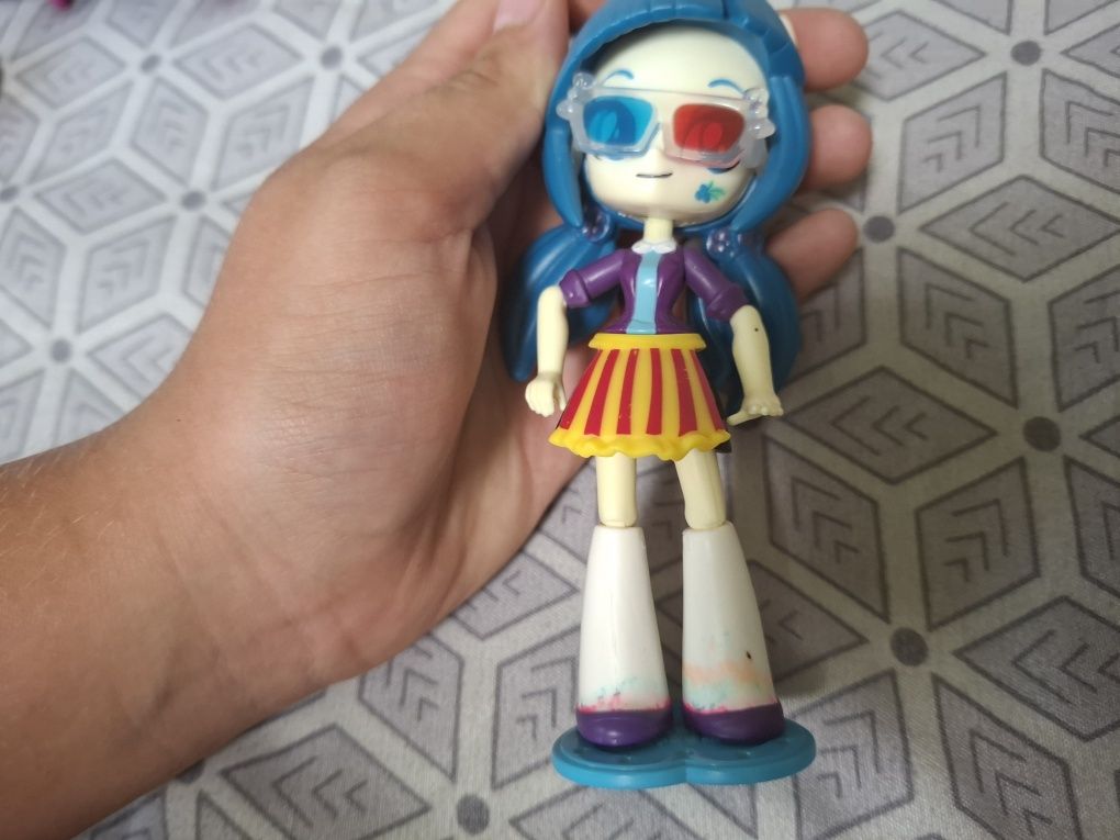 Набор еквестрия Гёрл минис, Equestria girls minus, ккинотеатр
