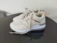 Buty damskie sportowe