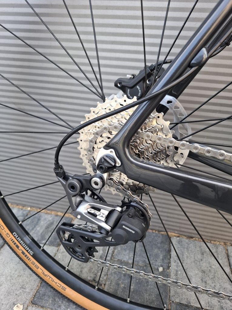 Rower gravel APEX Terrae pełny GRX tarcze karbon r. 58 L / XL