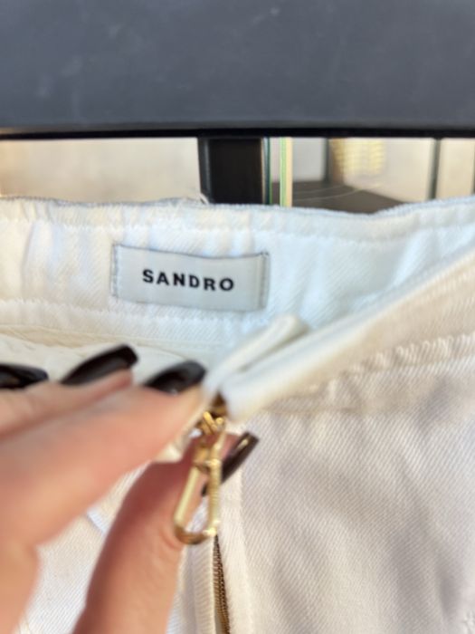 Білі джинси Sandro