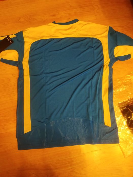 Форма спортивна.