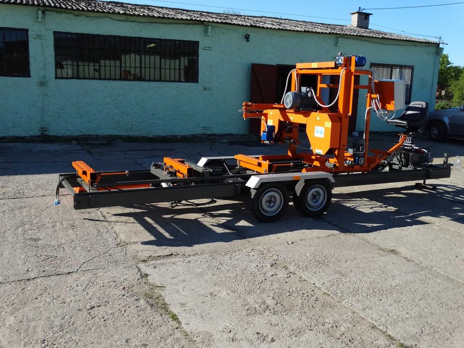 Trak Taśmowy, mobilny z pełną hydrauliką, 12 mb.