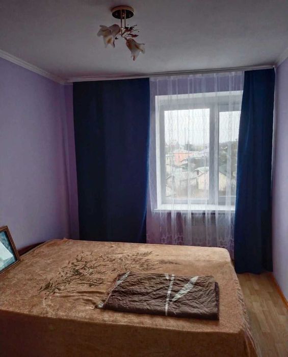 Продається двокімнатна квартира в м. Тисмениця