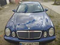 Продам Mercedes -Benz CLK200