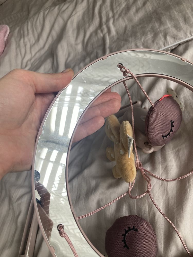 Karuzela do łóżeczka dziecięcego niemowlęcego done by deer boho fiolet