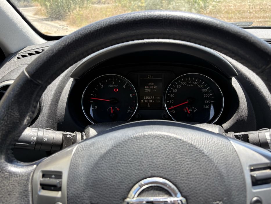 Nissan qashqai cinzento
