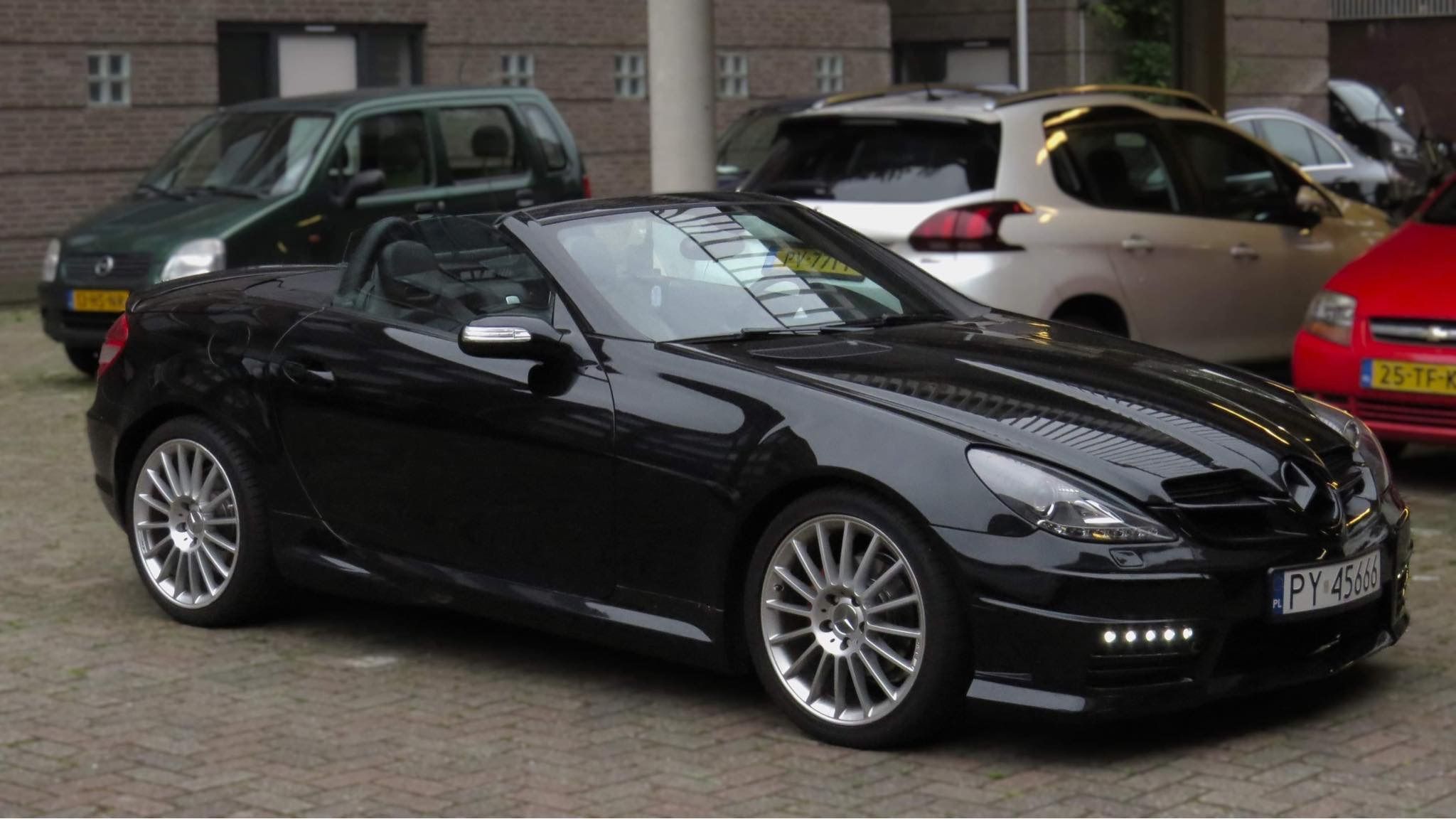 Mercedes-Benz SLK Mercedes SLK200; 2005; 130 000 km; Belgijskie pochodzenie