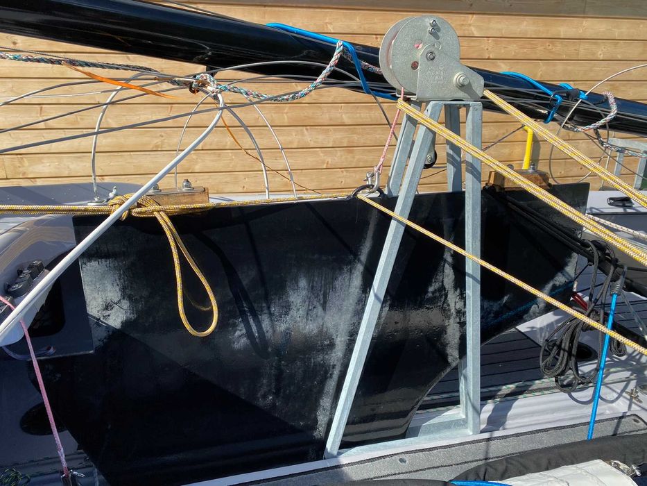 Jacht żaglowy KIELZUGVOGEL idealny do nauki i pierwszych regat dł 5,8m