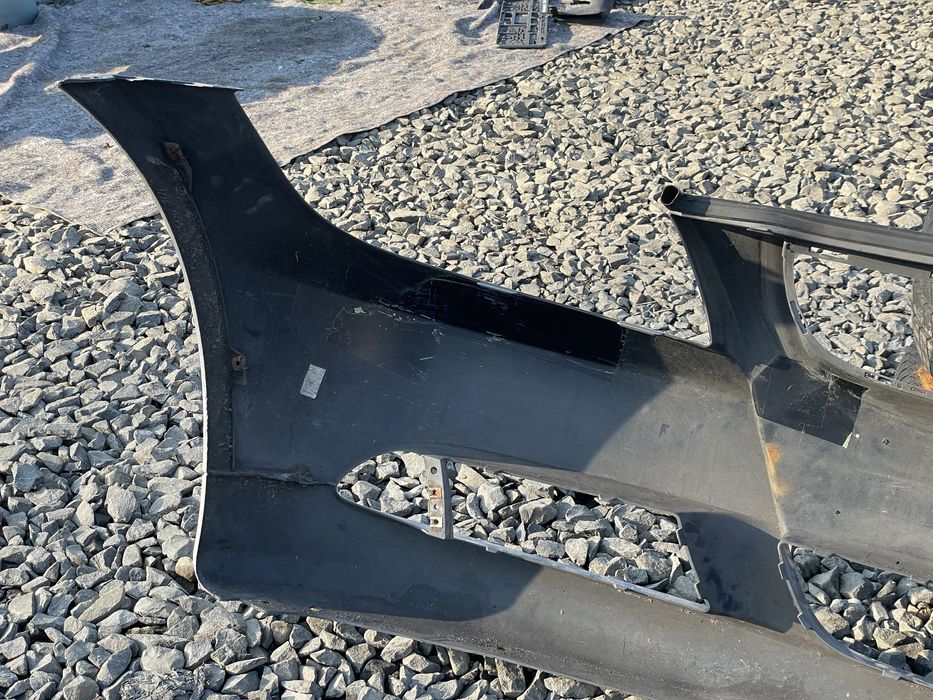 Передній Бампер Е90 Е91 Дорестайл Titan Silber 354 BMW E90 E91 Сірий