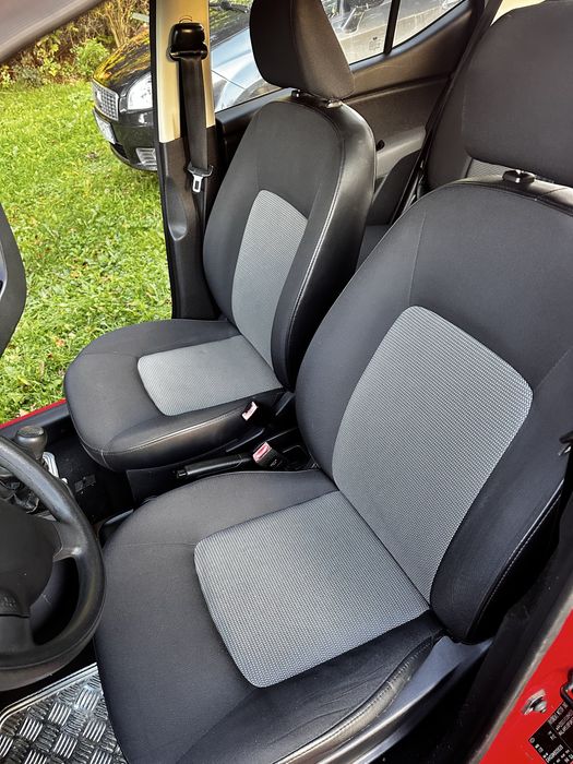 Hyundai i10 1.1 benzyna niski przebieg