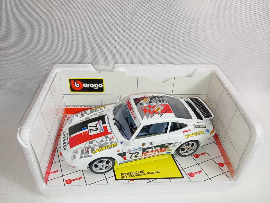 Burago Porsche 911 Carrera Racing 1:18
