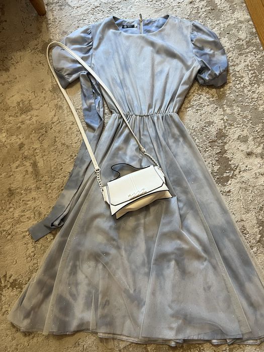 Сукня з блискітками