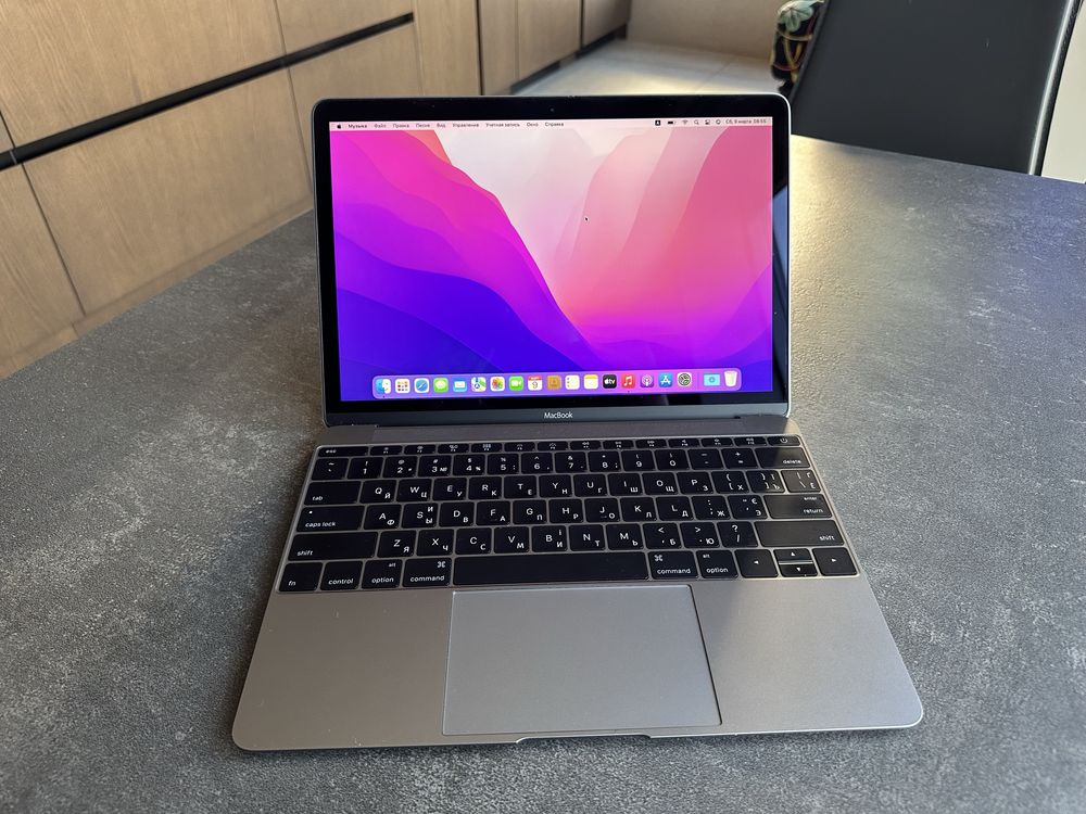 MacBook (Retina, 12-inch, 2016)