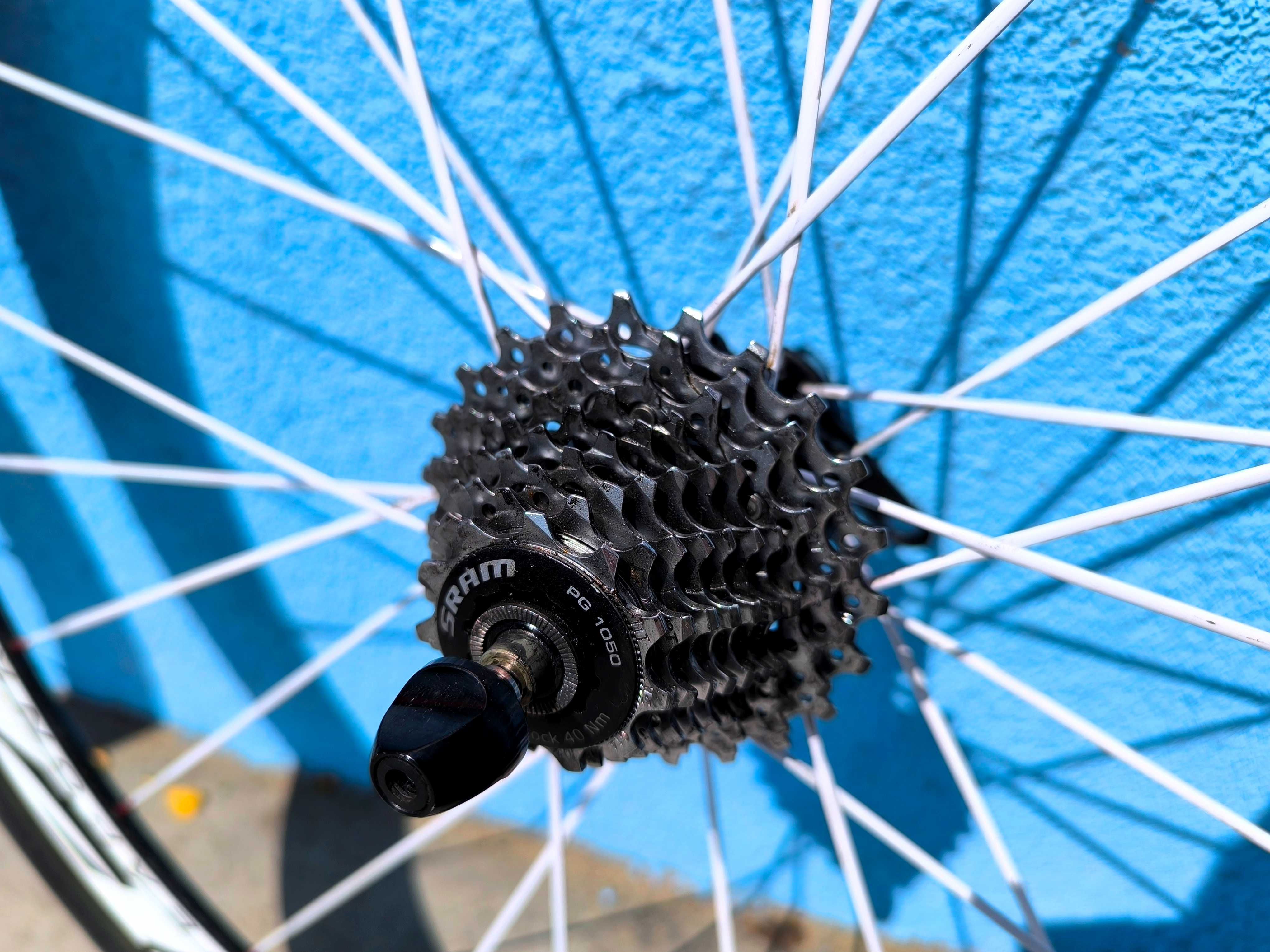 PERFEKCYJNE KOŁA ZIPP 404Z CARBON z oponami piasty Novatec Zestaw kół!