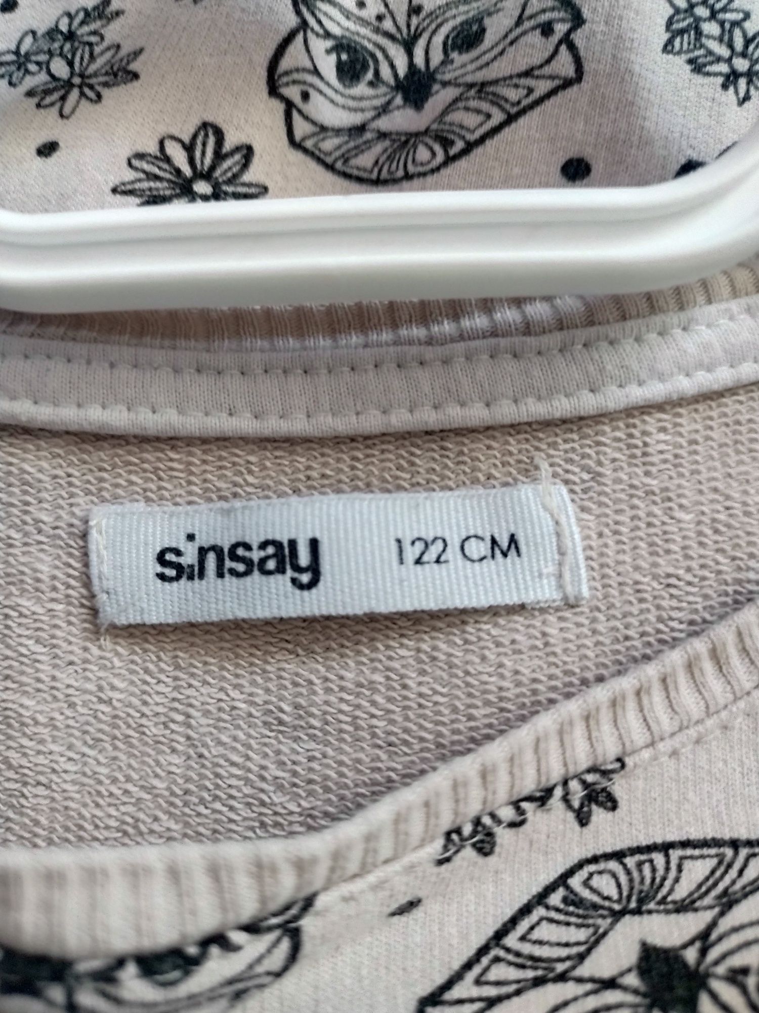 Sukienka dziecięca rozm 122  Sinsay