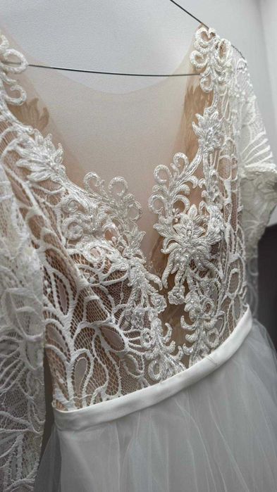 Suknia ślubna A.Światły - kolekcja 2019 / Wrocław