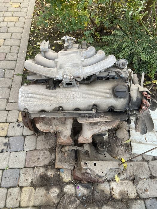 Мотор бмв доброму стані