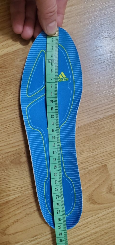 Копочки ADIDAS predator нові