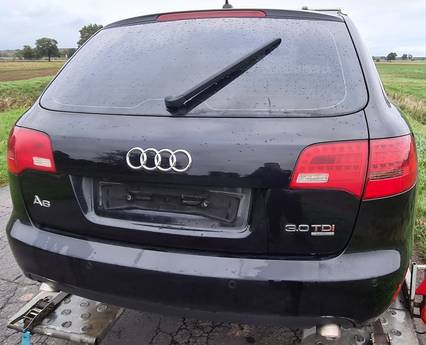 ZDERZAK TYLNY czarny tył AUDI A6 C6 2.7tdi 3.0tdi 2008r Kombi LZ9Y