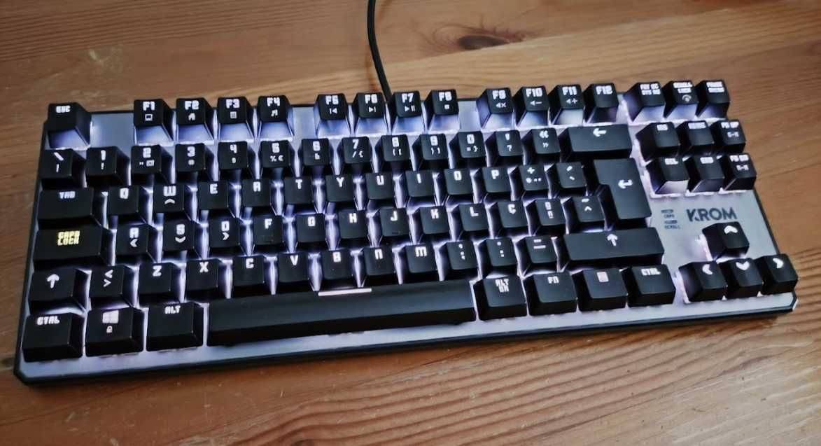 Teclado Mecânico KROM KERNEL TKL PT