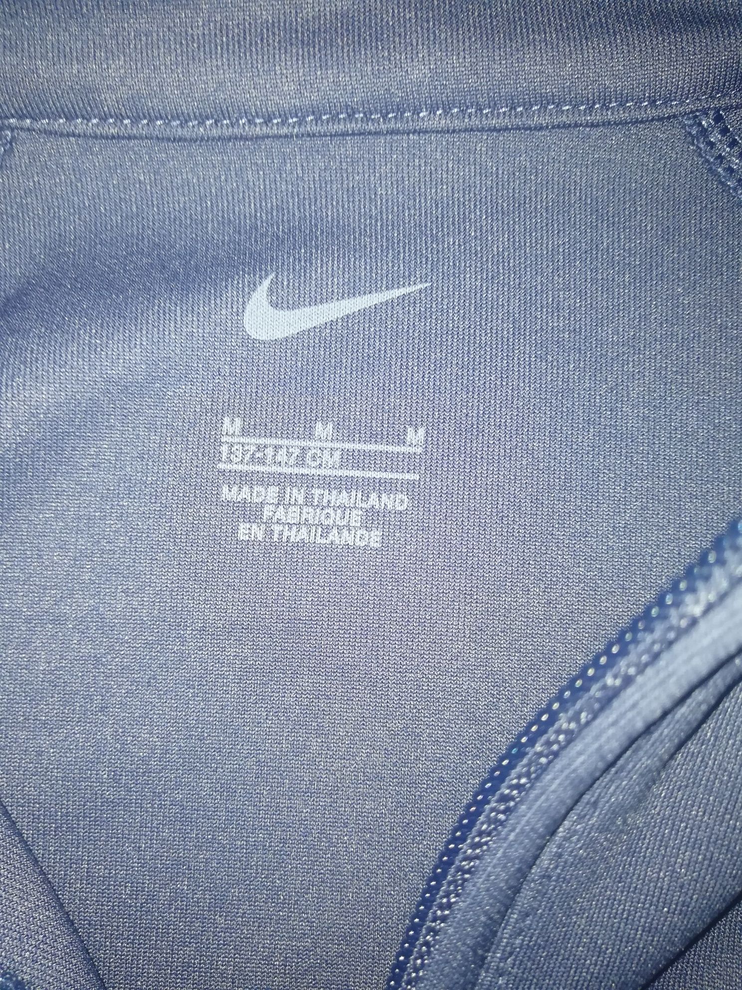 Костюмы фирмы Nike