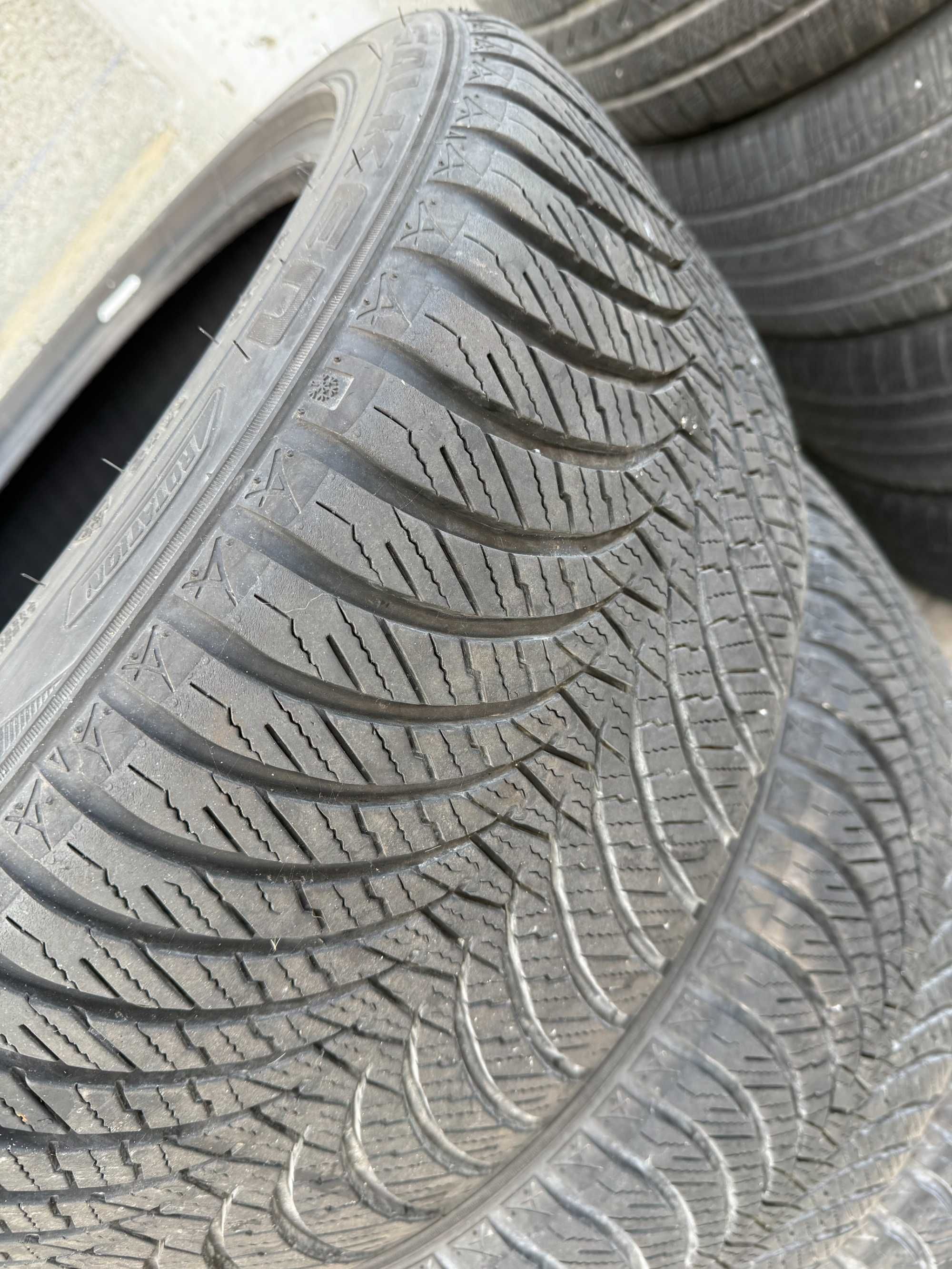 4 pneus 245/45 r17 semi novos