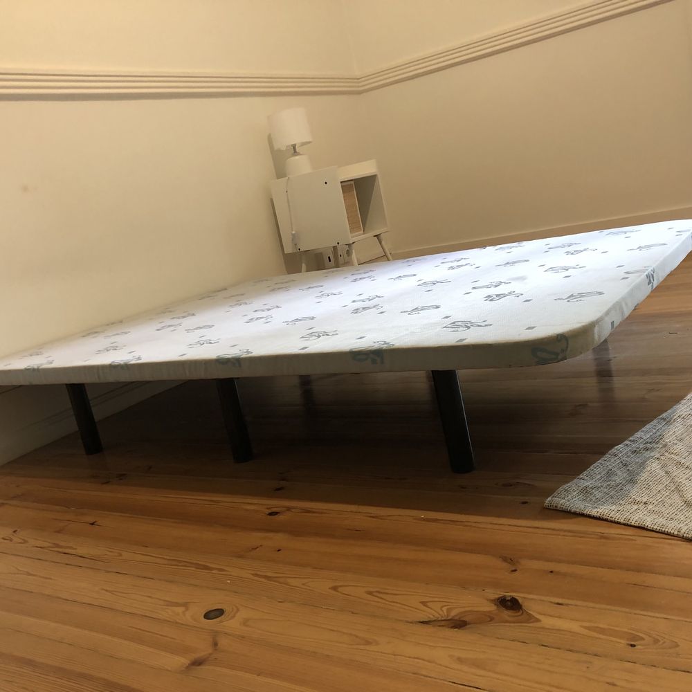 Cama Sommier com colchão