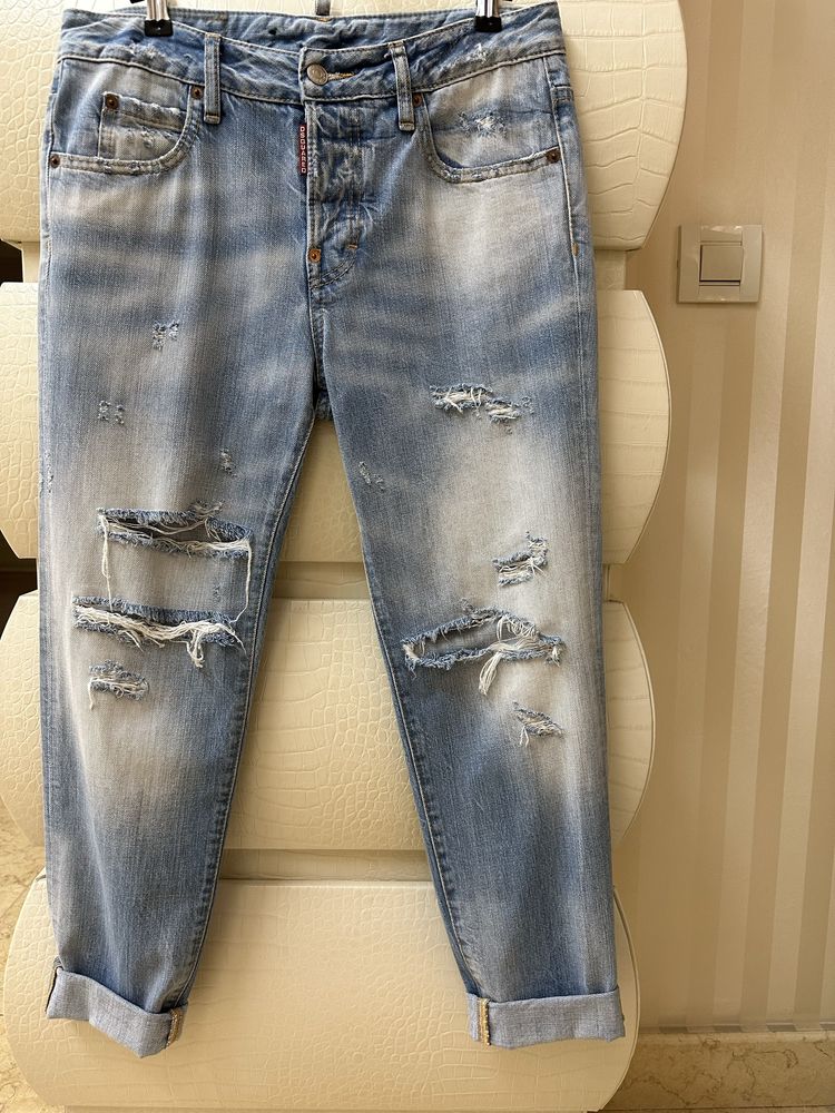 Женские джинсы Dsquared