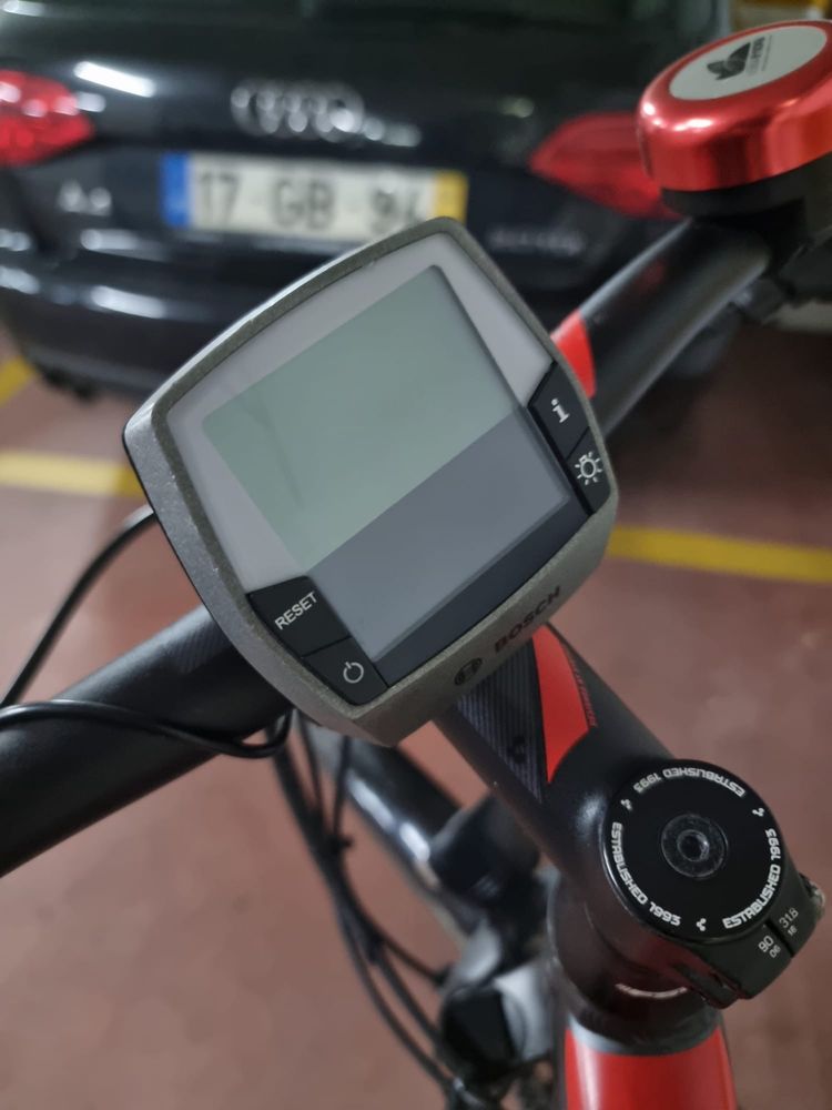 Bicicleta Elétrica Cube
