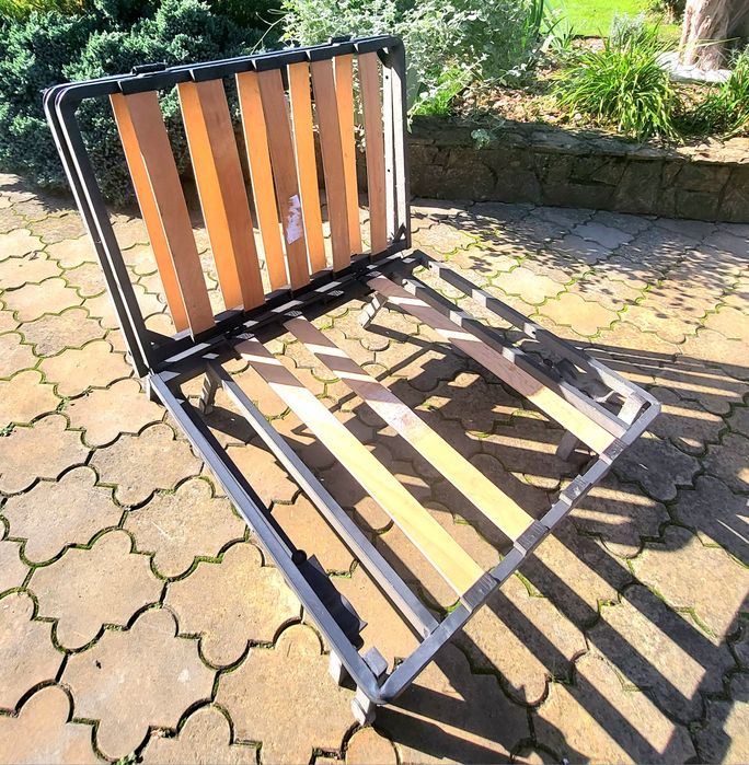 Продається металевий каркас крісло-ліжко