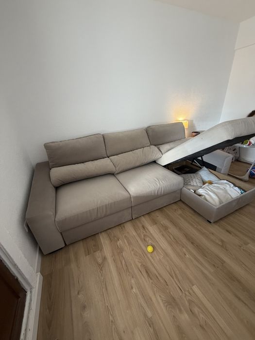 Sofa cama com armazenamento