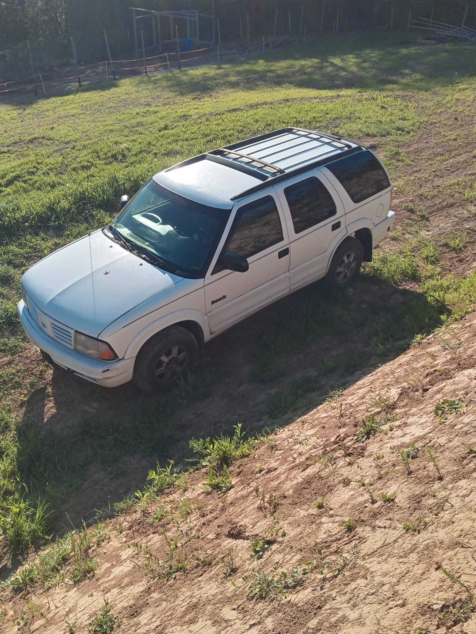 Oldsmobile 4x4 Brawada Chevrolet Blazer-jimmy 2003