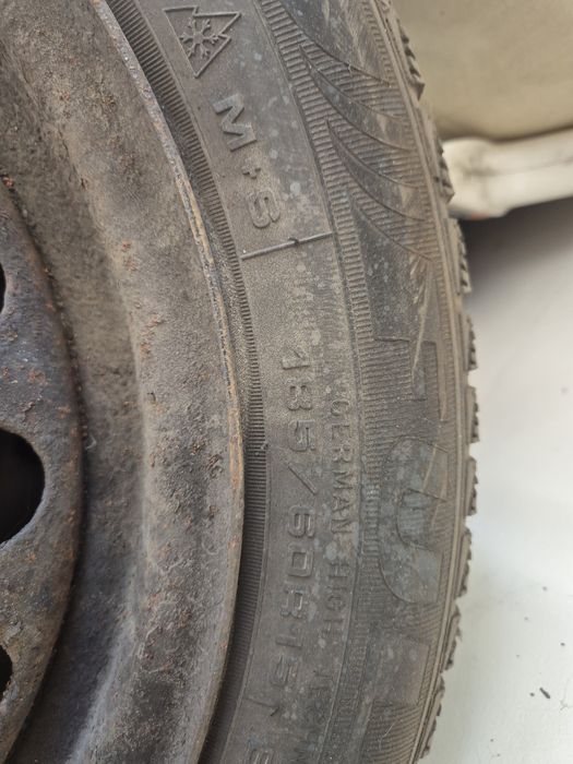 Opny zimowe 185/60R15