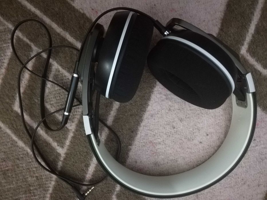 Fones Sennheiser Auscultadores headphones  na caixa como Novos
