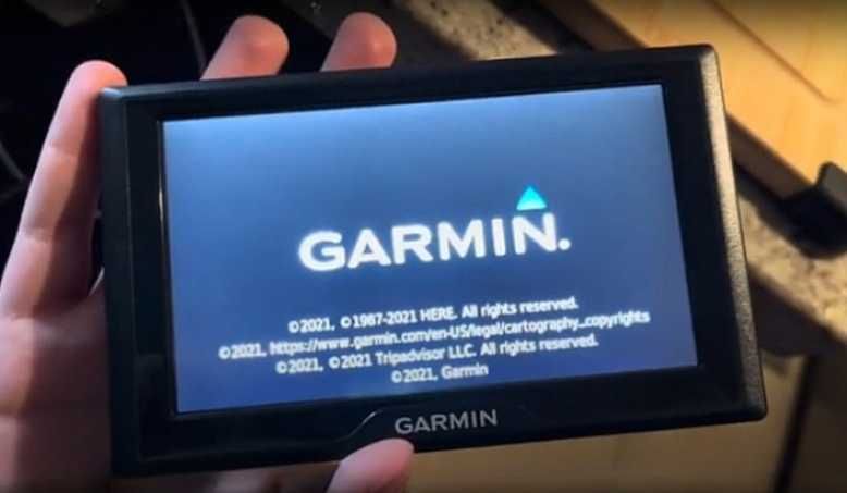 Компактний 5”GPS-навігатор GARMIN Drive 52