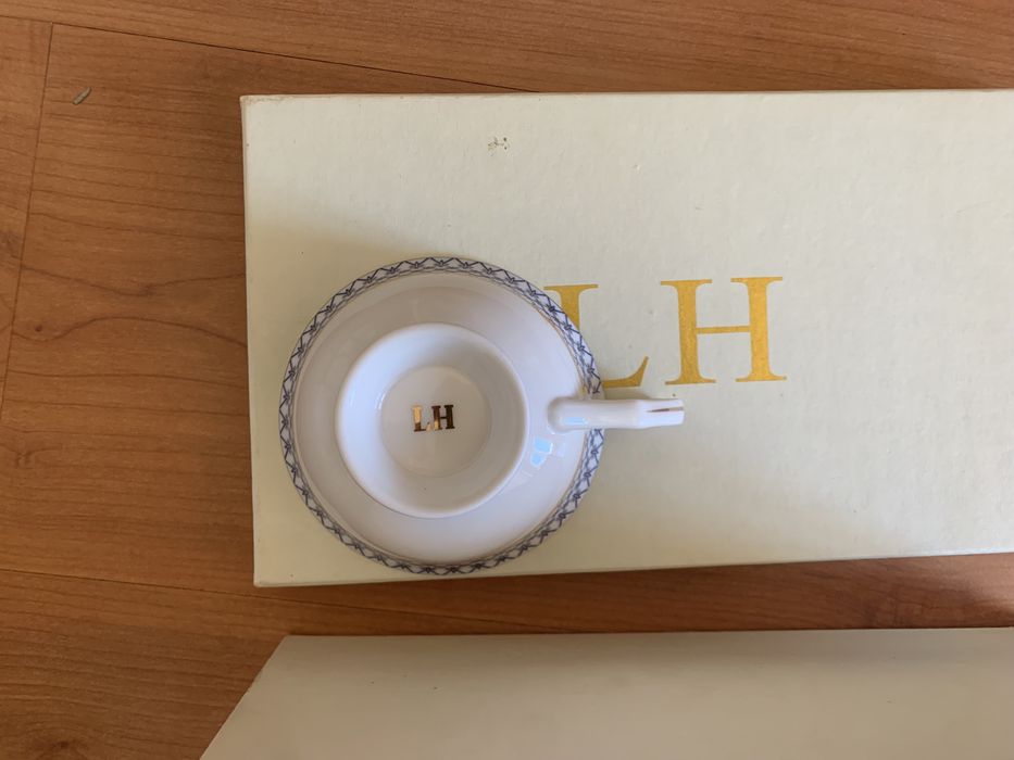 Conjunto 2 Chávenas e prato marca LH - NOVO