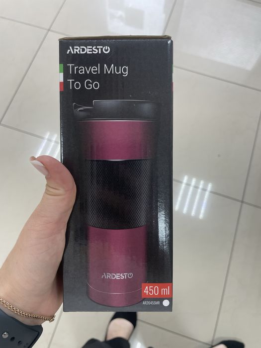 Продам термочашка новая